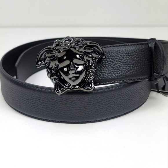 Versace Accessories - Versace Palazzo Medusa Black Buckle Leather Belt - Stunning